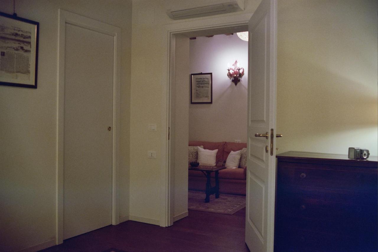 Al Pozzo Dei Scoacamini, 100 M From San Marco, Ground Floor Apartman Velence Kültér fotó